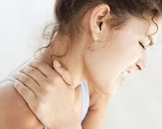 bolest při cervikální osteochondróze